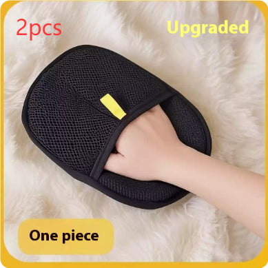 Pet grooming mitt removes loose fur while massaging coat | Paawvital