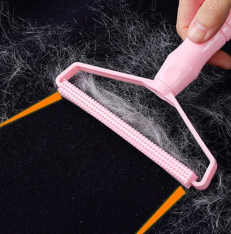 Pet hair remover works on sofas clothes and car seats | Paawvital